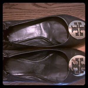 Tory Burch 7.5 black and gold